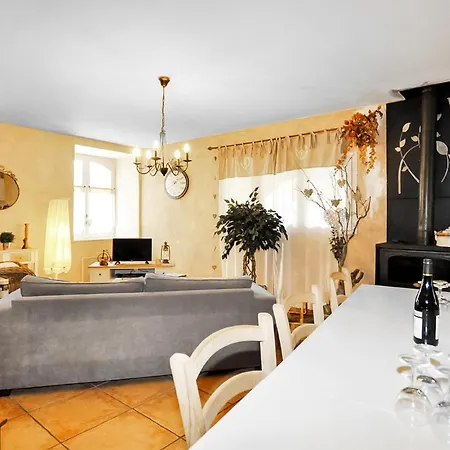 Gorgeous In With Kitchen