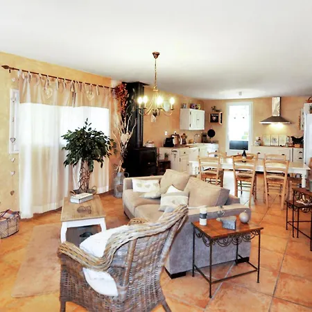 Cozy In Dom wakacyjny Saint-Jean-du-Bruel